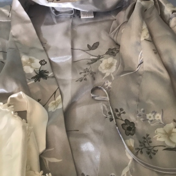 lingerie bundle - Picture 3 of 15